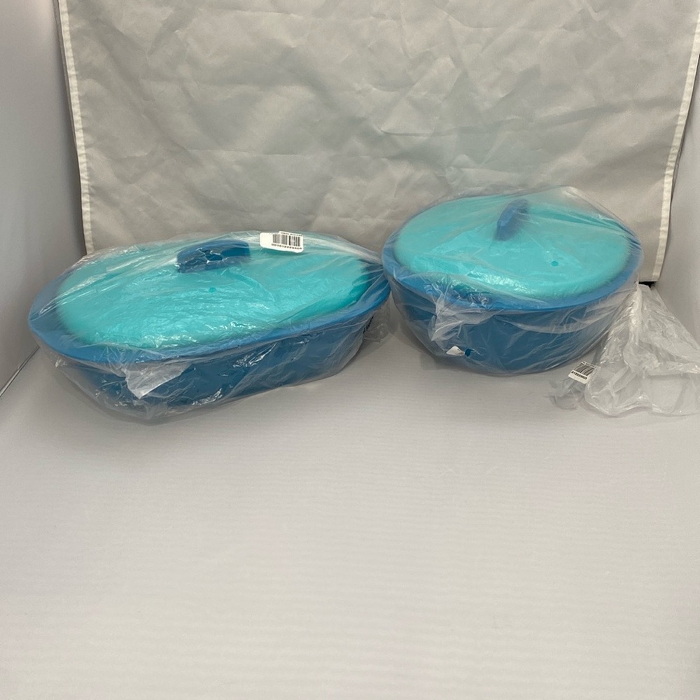 New Tupperware Legacy Essentials Set - Picture 2 of 14